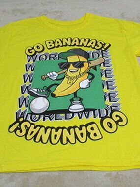 Savannah Bananas Go Bananas! Boys Graphic T-shirt Size 18/20 XL (B) 0028